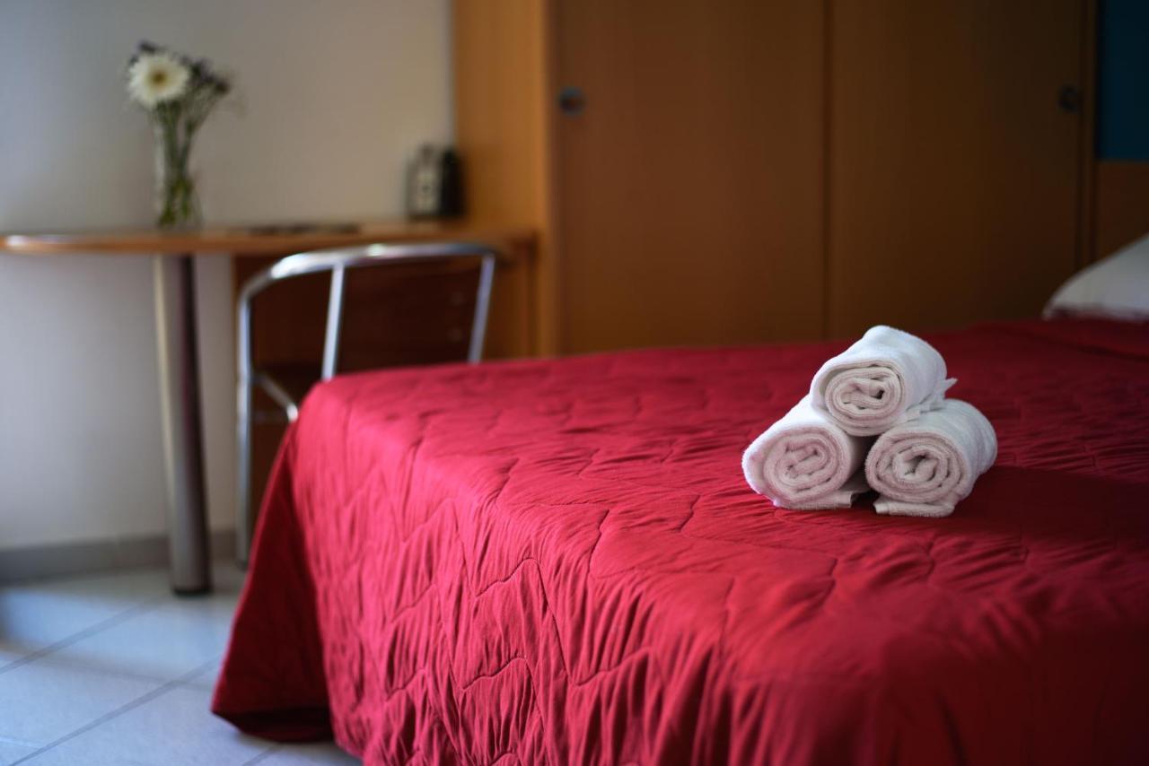 Hotel Calypso ポンペイ エクステリア 写真
